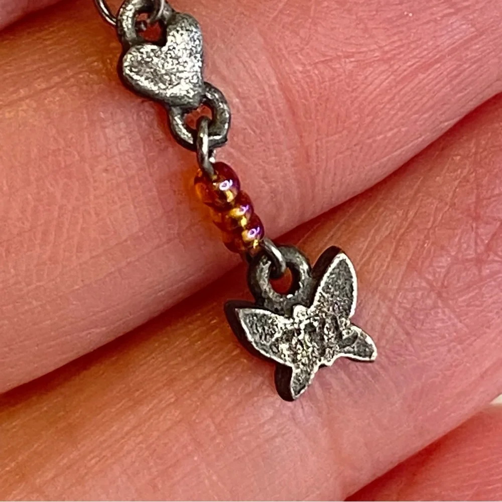 Vintage Butterfly Pendant Necklace Glass Bead Silver Tone Dainty Whimisical‎